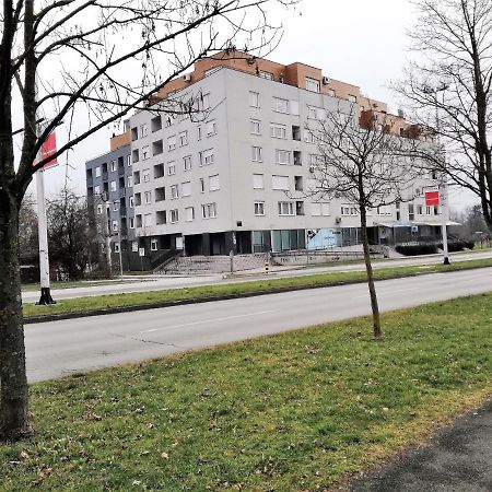 Apartman Ella Apartment Загреб Екстериор снимка